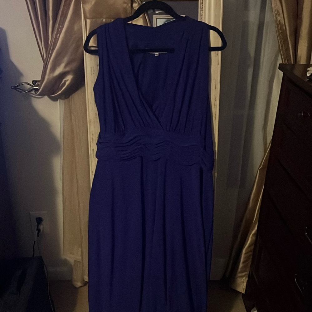 Nice excellent condition worn very minimal.